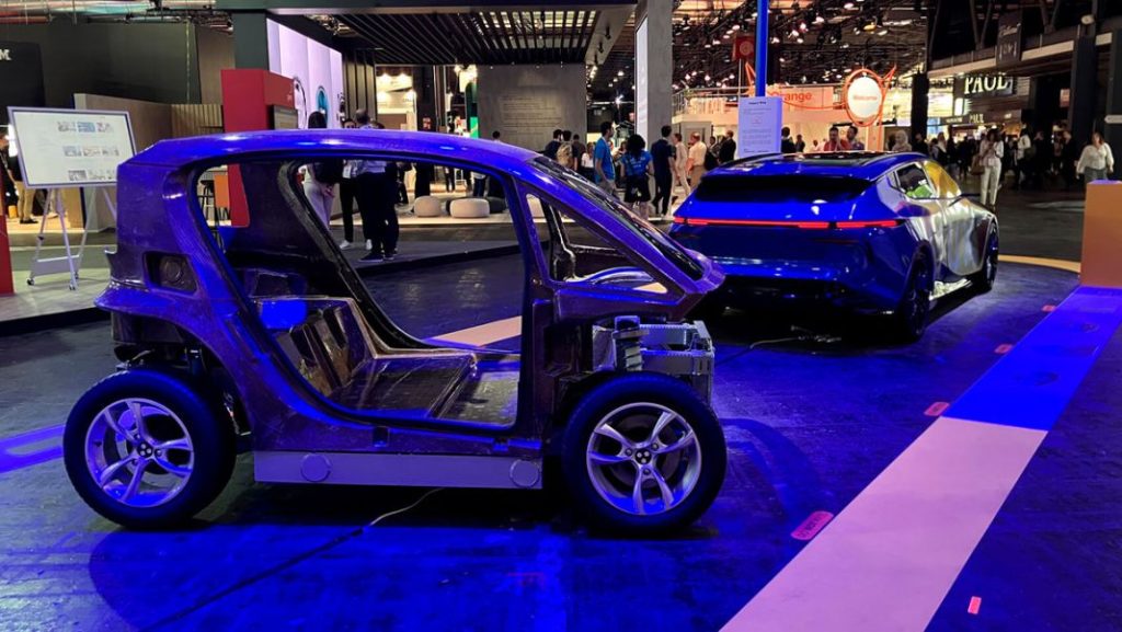 El Liux Geko, el coche español con carrocería de lino, se muestra en París 5 Motor16 LIUX Vivatech 3 Motor16