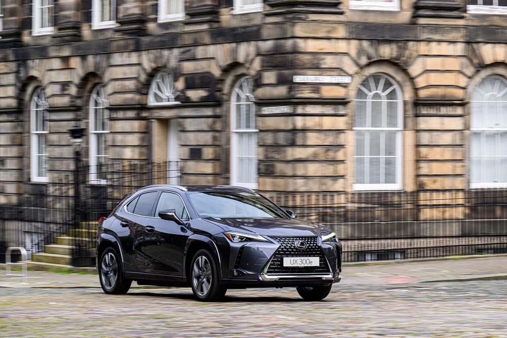 Nuevo Lexus UX 300e. Más lejos y más cómodo y seguro 42 Motor16 Lexus UX 300e 2023 114 Motor16