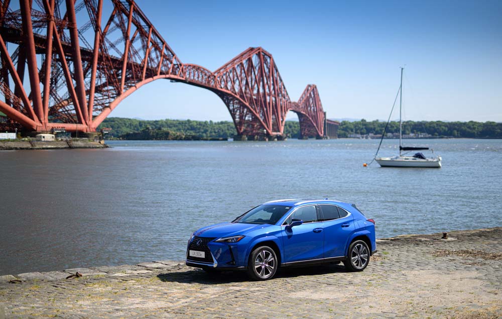 Nuevo Lexus UX 300e. Más lejos y más cómodo y seguro 45 Motor16 Lexus UX 300e 2023 118 Motor16