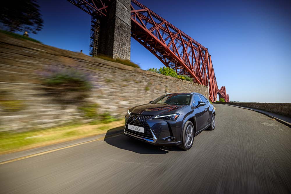 Nuevo Lexus UX 300e. Más lejos y más cómodo y seguro 9 Motor16 Lexus UX 300e 2023 2 Motor16