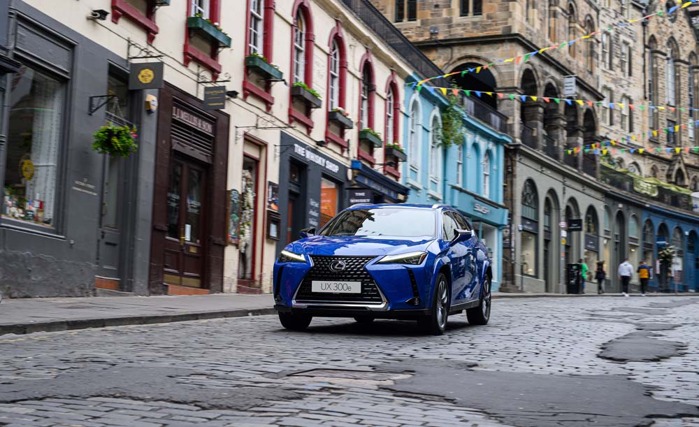 Nuevo Lexus UX 300e. Más lejos y más cómodo y seguro 11 Motor16 Lexus UX 300e 2023 7 Motor16