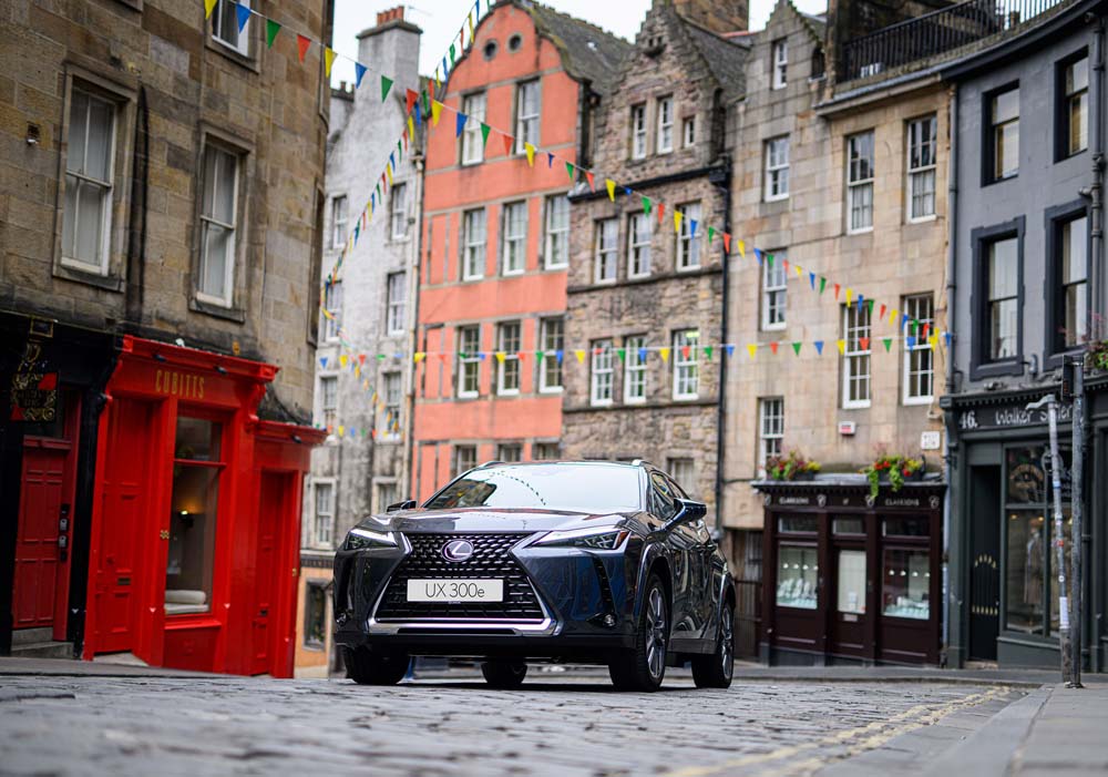 Nuevo Lexus UX 300e. Más lejos y más cómodo y seguro 12 Motor16 Lexus UX 300e 2023 8 Motor16