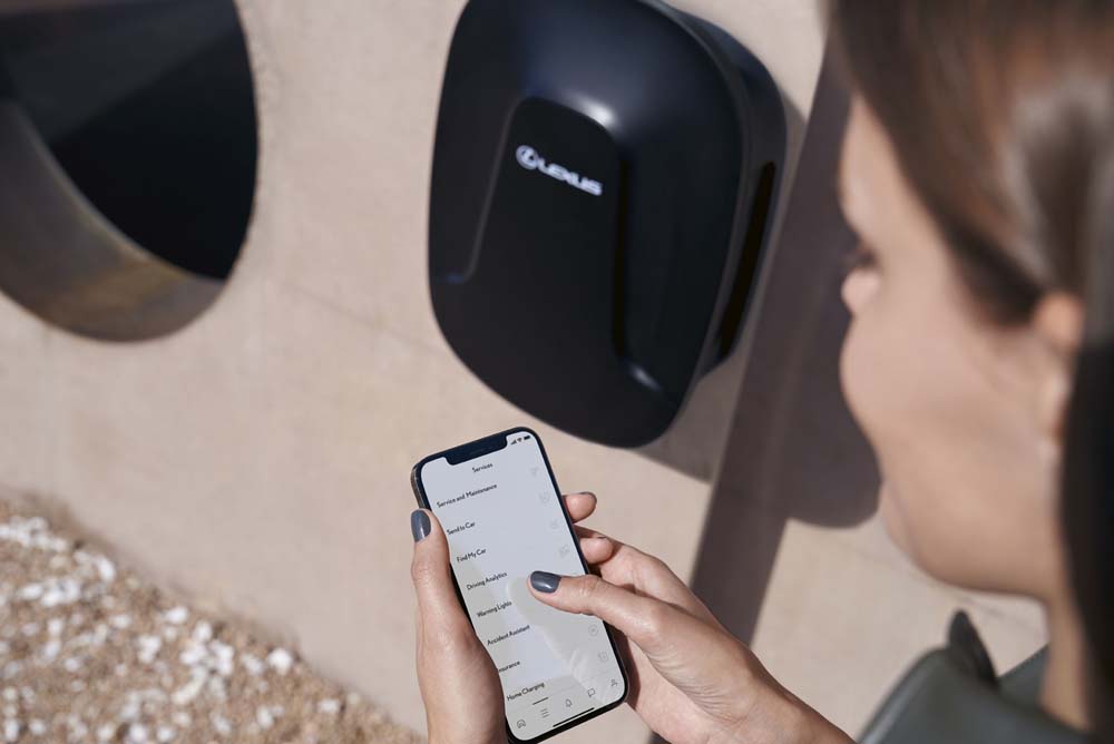 Nuevo Lexus UX 300e. Más lejos y más cómodo y seguro 34 Motor16 Lexus UX 300e 2023 80 1 Motor16