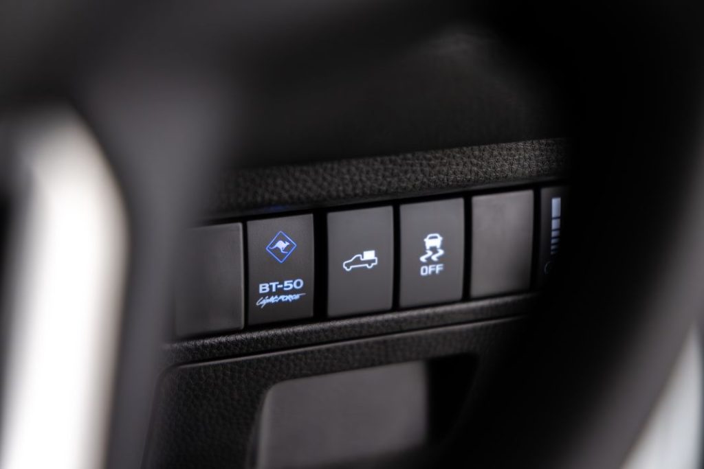 Mazda BT 50 SP Pro 9 Motor16