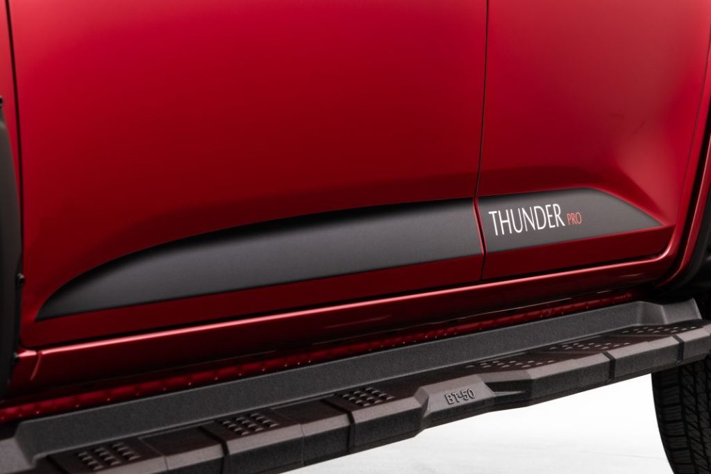 Mazda BT 50 THUNDER Pro 11 Motor16