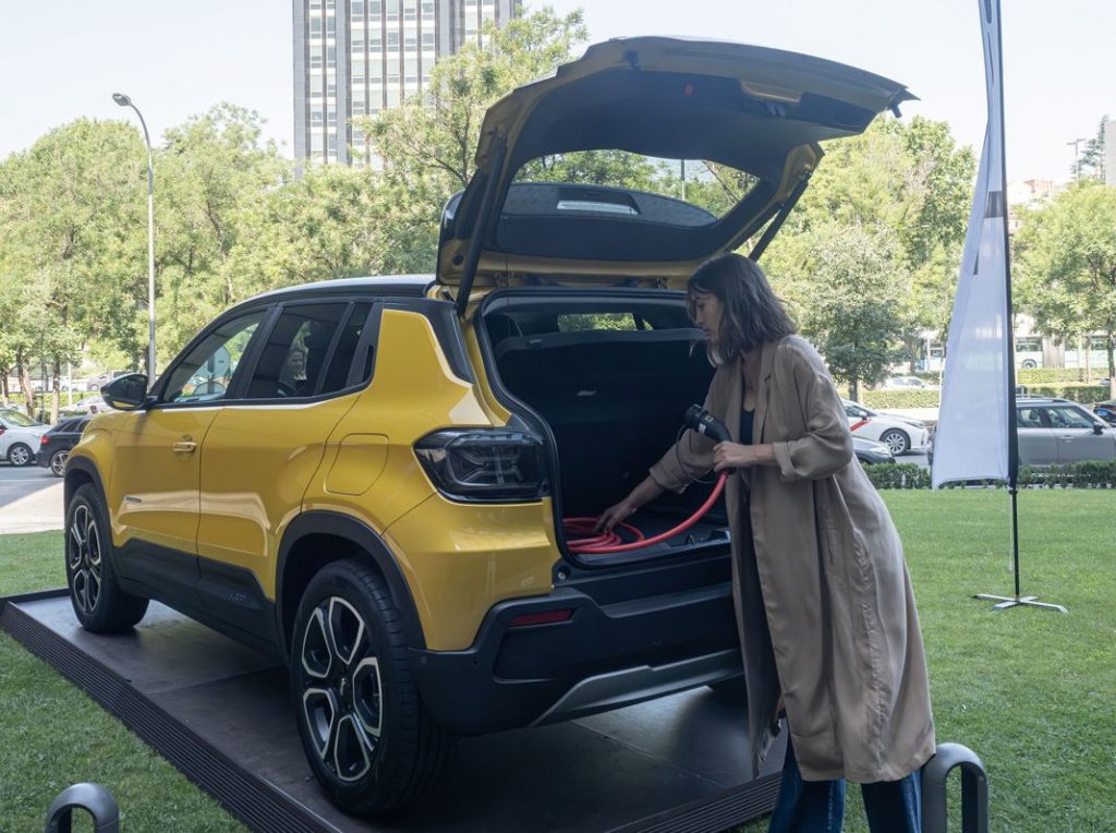 Megan Montaner embajadora Jeep Avenger5 Motor16