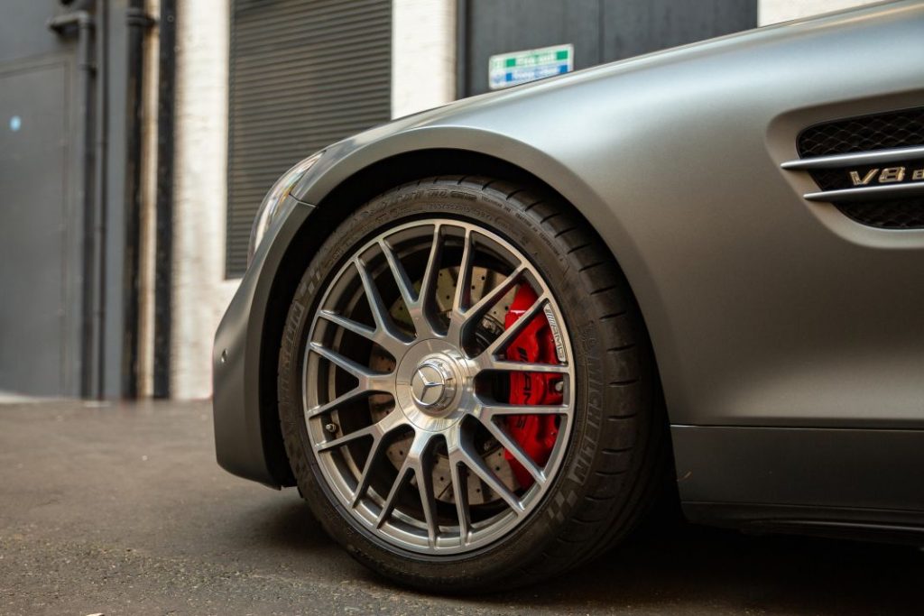 Mercedes-AMG GT S Roadster Bussink Speedlegend… Si te gusta esta excentricidad, se encuentra a la venta 10 Motor16 Mercedes AMG GT S Roadster Bussink Speedlegend 15 Motor16