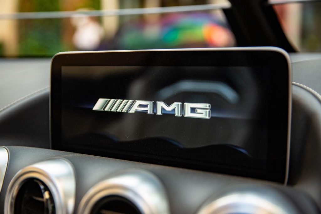 Mercedes-AMG GT S Roadster Bussink Speedlegend… Si te gusta esta excentricidad, se encuentra a la venta 23 Motor16 Mercedes AMG GT S Roadster Bussink Speedlegend 29 Motor16