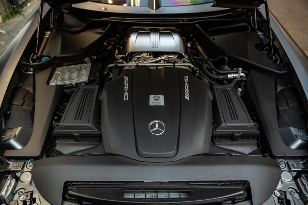 Mercedes-AMG GT S Roadster Bussink Speedlegend… Si te gusta esta excentricidad, se encuentra a la venta 28 Motor16 Mercedes AMG GT S Roadster Bussink Speedlegend 34 Motor16