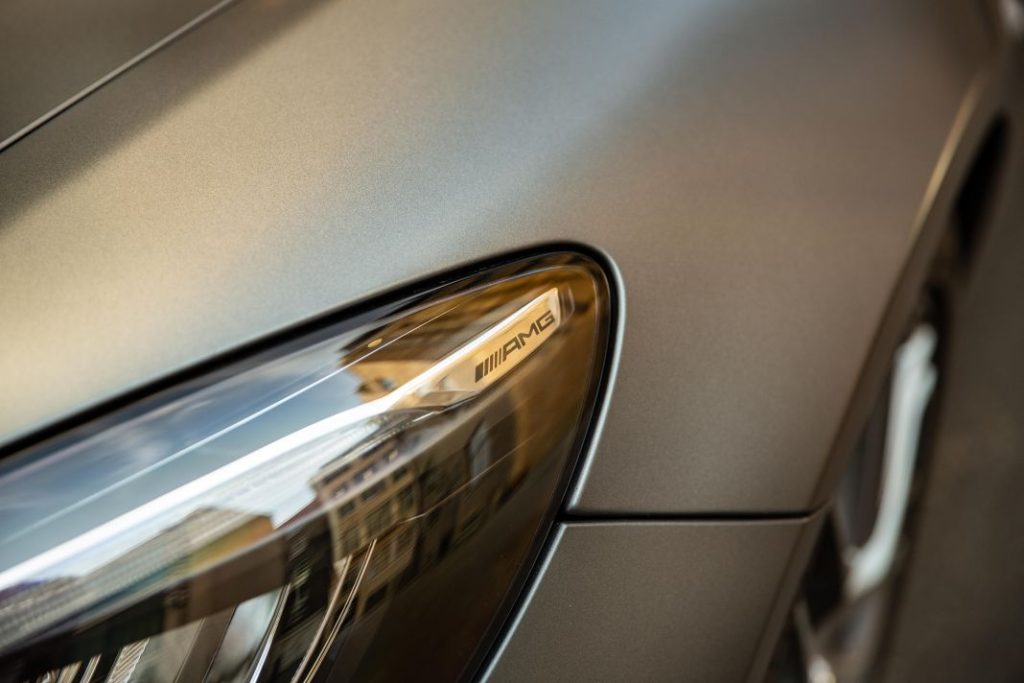Mercedes-AMG GT S Roadster Bussink Speedlegend… Si te gusta esta excentricidad, se encuentra a la venta 31 Motor16 Mercedes AMG GT S Roadster Bussink Speedlegend 38 Motor16