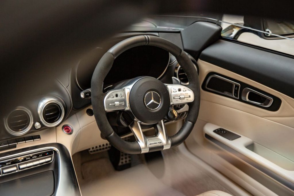 Mercedes-AMG GT S Roadster Bussink Speedlegend… Si te gusta esta excentricidad, se encuentra a la venta 37 Motor16 Mercedes AMG GT S Roadster Bussink Speedlegend 41 Motor16