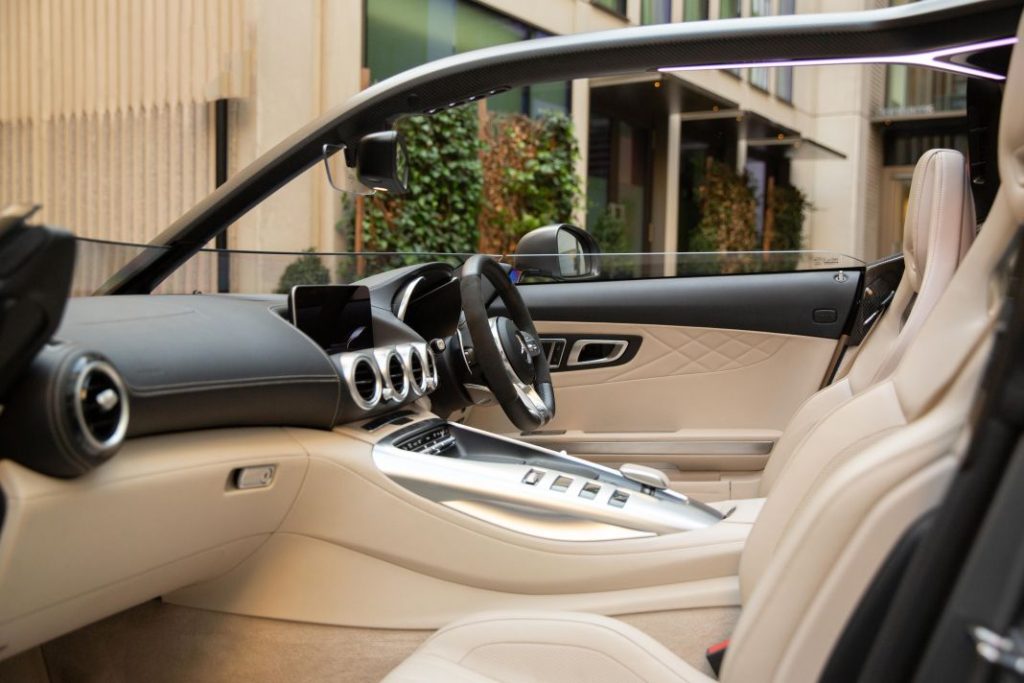 Mercedes-AMG GT S Roadster Bussink Speedlegend… Si te gusta esta excentricidad, se encuentra a la venta 63 Motor16 Mercedes AMG GT S Roadster Bussink Speedlegend 70 Motor16