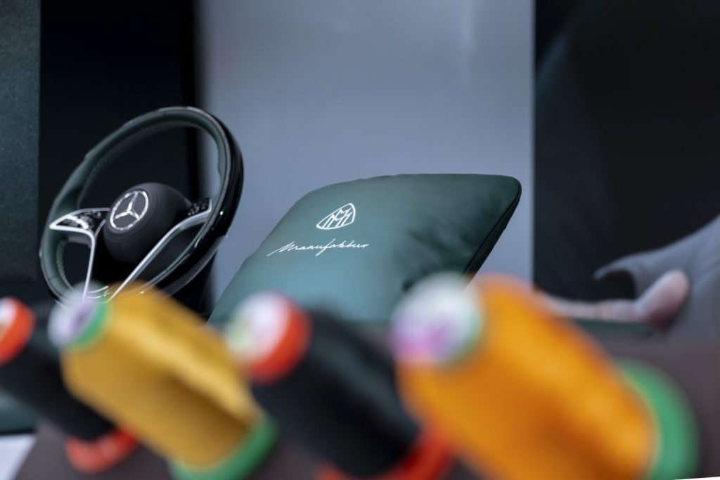 Mercedes-Maybach Night Series: Aún más exclusividad, si cabe, para el Clase S y otros modelos 20 Motor16 Mercedes Maybach Clase S Night Series 33 Motor16