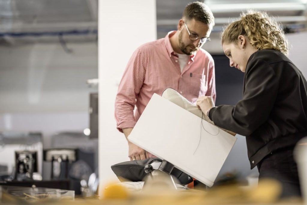 Mercedes-Maybach Night Series: Aún más exclusividad, si cabe, para el Clase S y otros modelos 32 Motor16 Mercedes Maybach Clase S Night Series 42 Motor16