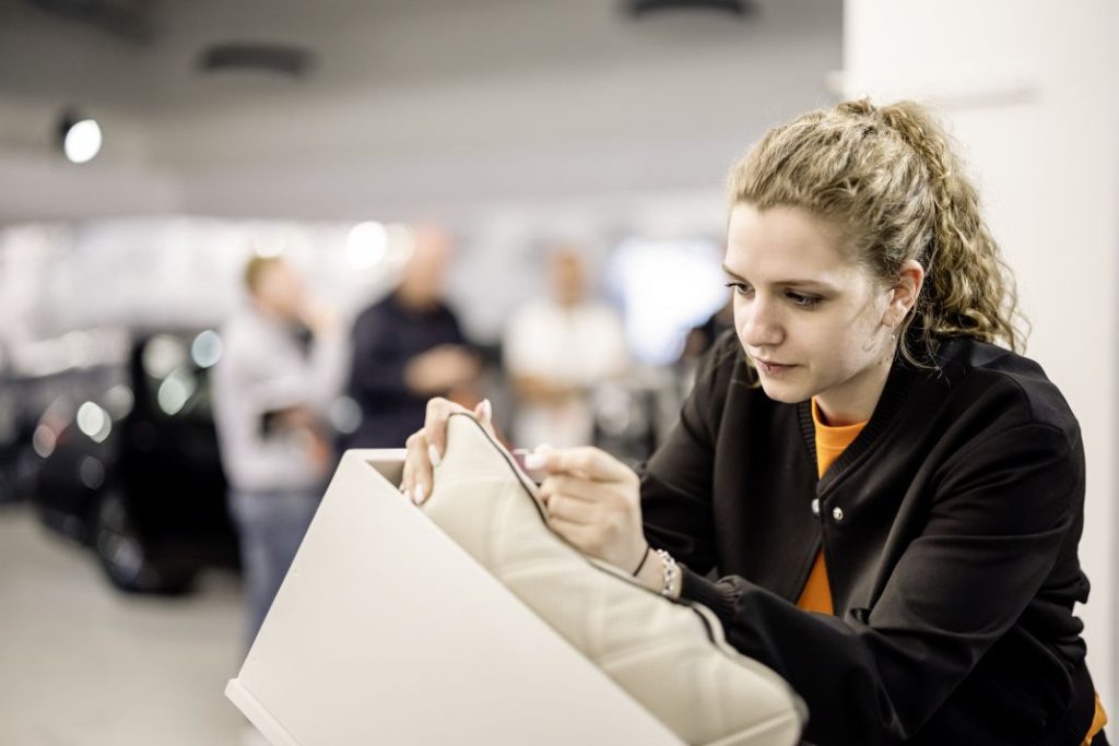 Mercedes-Maybach Night Series: Aún más exclusividad, si cabe, para el Clase S y otros modelos 7 Motor16 Mercedes Maybach Clase S Night Series 45 Motor16