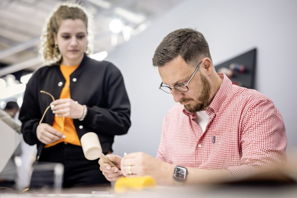 Mercedes-Maybach Night Series: Aún más exclusividad, si cabe, para el Clase S y otros modelos 19 Motor16 Mercedes Maybach Clase S Night Series 48 Motor16