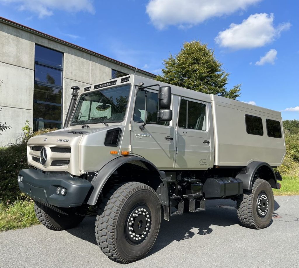 Mercedes Unimog camper 2 Motor16