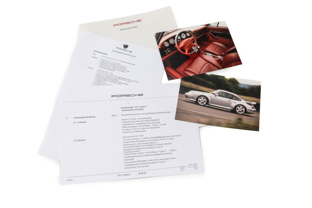 ¿Por qué este viejo Porsche 911 podría venderse por 400.000 euros? 35 Motor16 Porsche 911 Turbo S 993 1997 2 Motor16