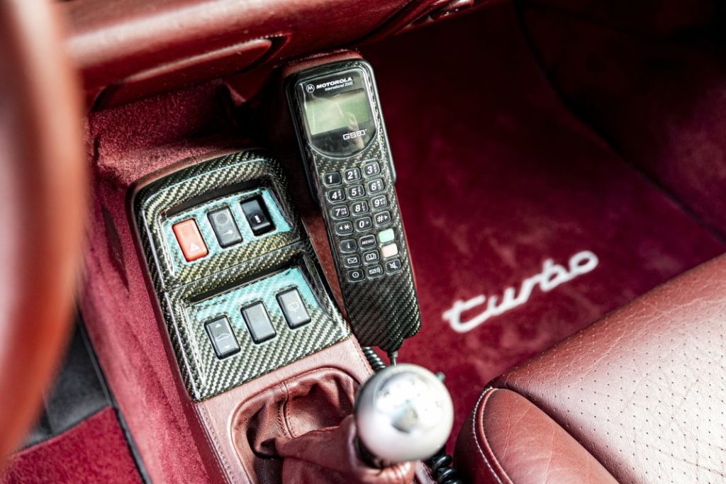 ¿Por qué este viejo Porsche 911 podría venderse por 400.000 euros? 16 Motor16 Porsche 911 Turbo S 993 1997 22 Motor16