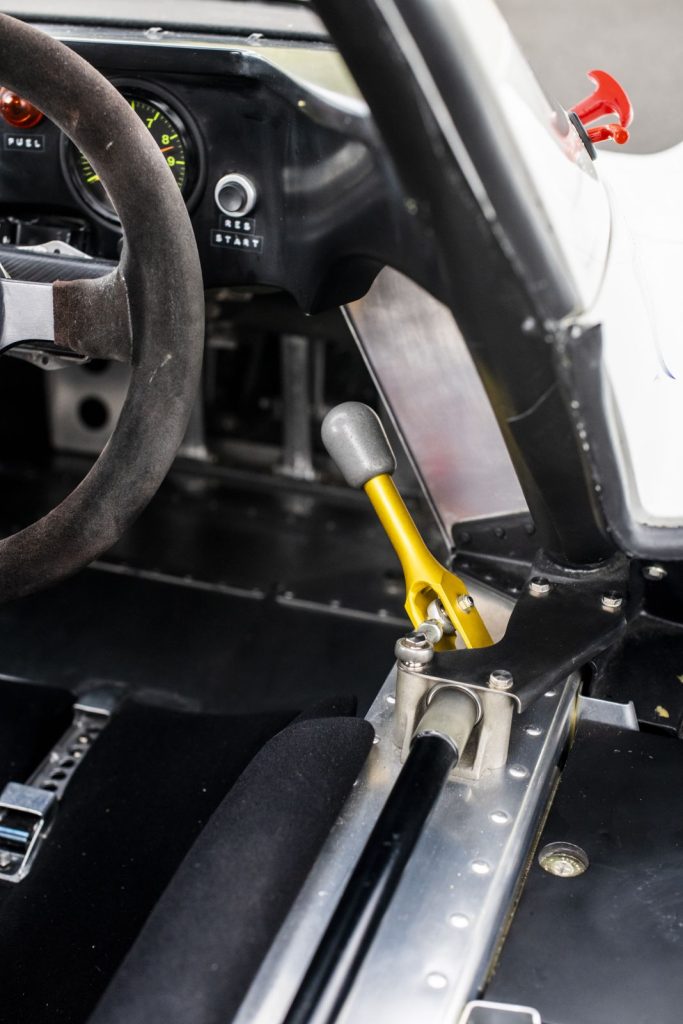 ¿Quieres este Porsche 962 oficial de Le Mans de 1985? Ahora puede ser tuyo 27 Motor16 Porsche 962 24 Horas Le Mans 13 Motor16