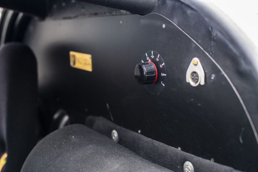 ¿Quieres este Porsche 962 oficial de Le Mans de 1985? Ahora puede ser tuyo 25 Motor16 Porsche 962 24 Horas Le Mans 15 Motor16