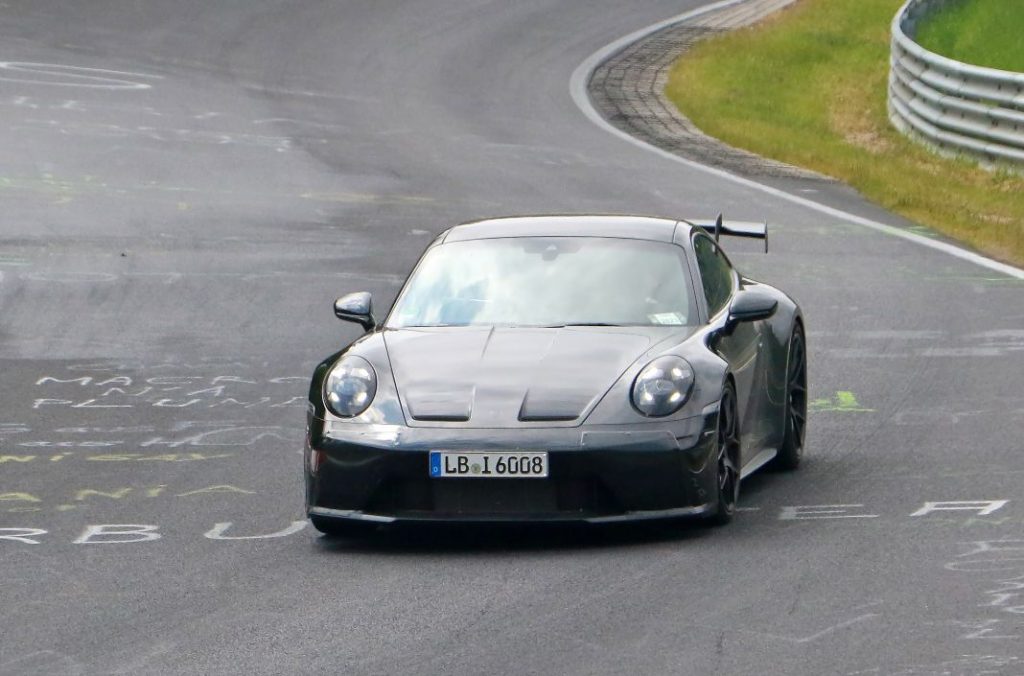 El restyling del Porsche 911 GT3 se pone a punto en Nürburgring 11 Motor16 Porsche 992 GT3 Facelift Ring 2 Motor16