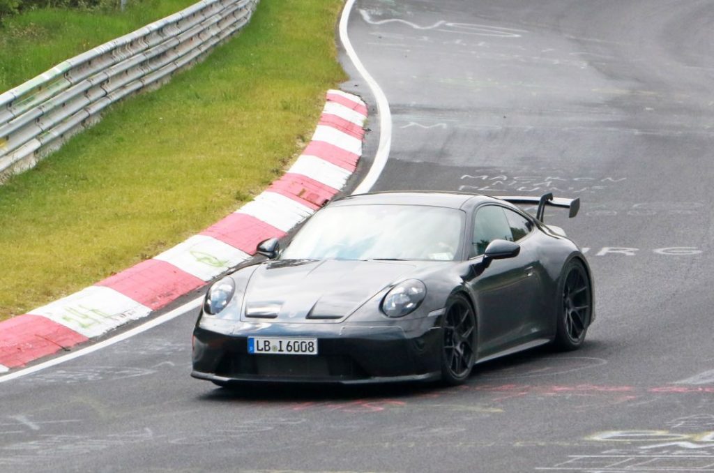 El restyling del Porsche 911 GT3 se pone a punto en Nürburgring 13 Motor16 Porsche 992 GT3 Facelift Ring 4 Motor16