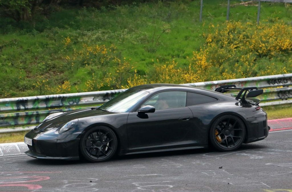 El restyling del Porsche 911 GT3 se pone a punto en Nürburgring 8 Motor16 Porsche 992 GT3 Facelift Ring 9 Motor16