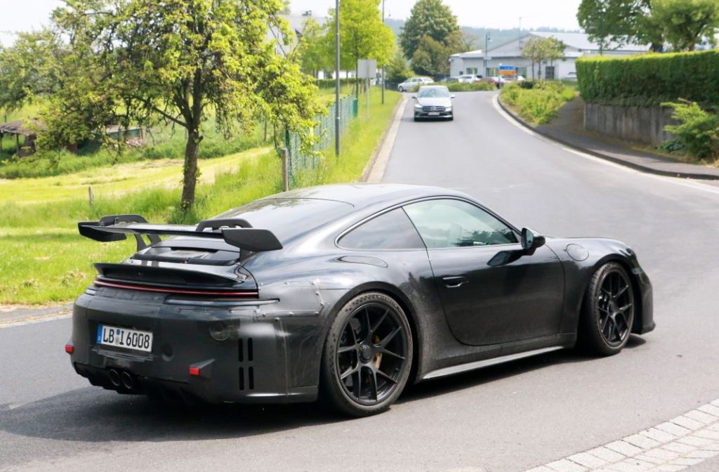 El restyling del Porsche 911 GT3 se pone a punto en Nürburgring 27 Motor16 Porsche 992 GT3 facelift 4 Motor16
