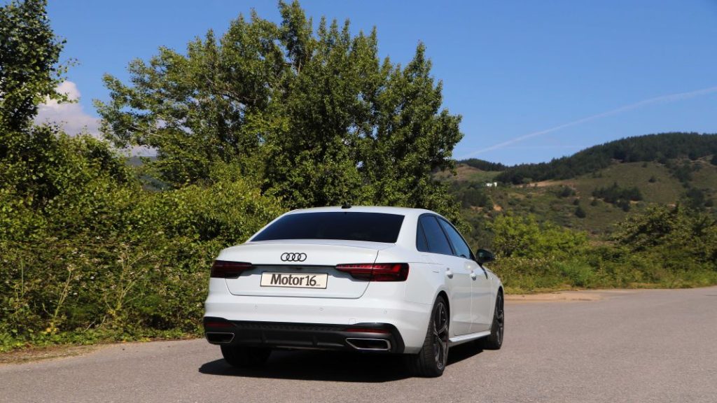 Prueba del Audi A4 35 TFSI S tronic: A la vanguardia del clasicismo 1 Motor16 Prueba Audi A4 35 TFSI S Tronic 15 Motor16