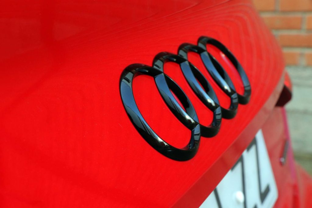 Prueba Audi A5 Coupe Black Line Edition 40 TDI quattro 204 CV S tronic 9 Motor16