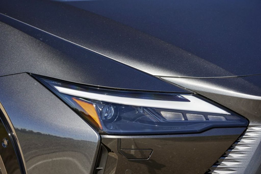 Prueba Lexus RZ 20 Motor16