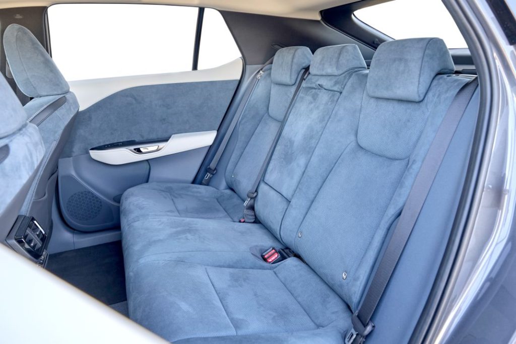 Lexus RZ 450e