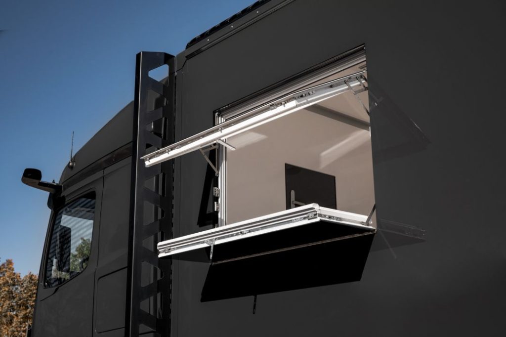 SOD Peak 8x6, la autocaravana más bestia 14 Motor16 SOD Peak 8x6 8 Motor16