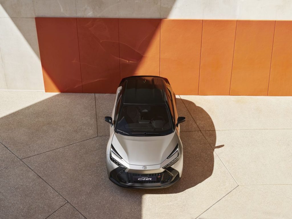 Toyota te invita a conocer de primera mano el nuevo CH-R, su modelo de más éxito, ¿quieres saber cómo? 6 Motor16 Toyota CH R nuevo 8 Motor16
