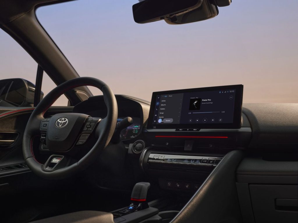 ¿Quieres el nuevo Toyota C-HR? Ya puedes reservarlo 3 Motor16 Toyota c hr nuevo 8 Motor16