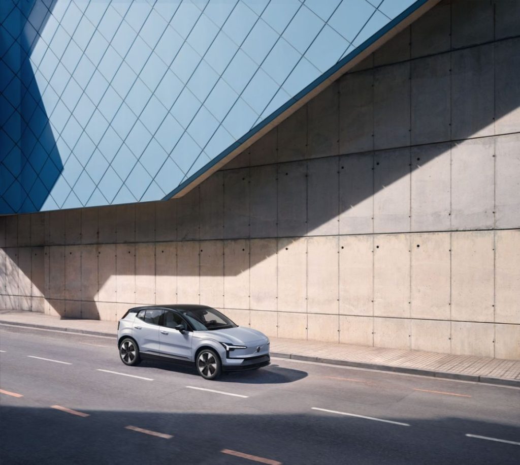 Nuevo Volvo EX30, un SUV eléctrico pequeño, pero poderoso 27 Motor16 VOLVO EX30 11 1 Motor16