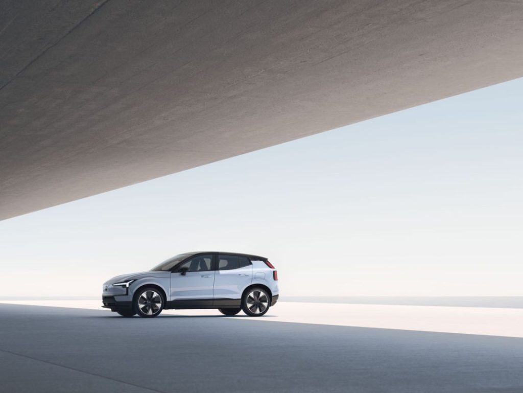 Nuevo Volvo EX30, un SUV eléctrico pequeño, pero poderoso 19 Motor16 VOLVO EX30 7 1 Motor16