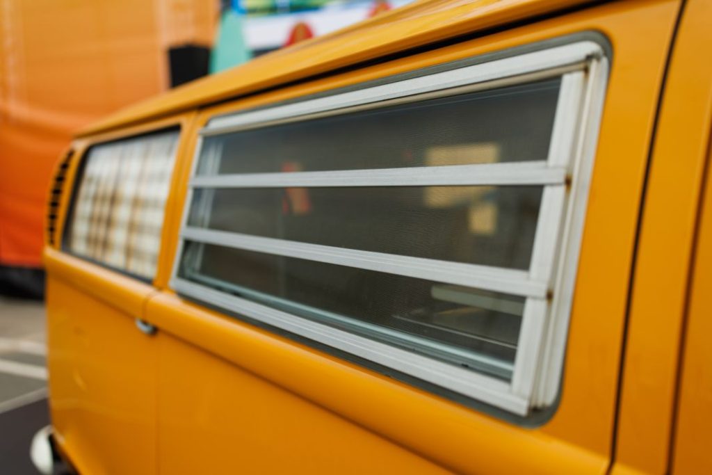 Volkswagen T1 camper Westfalia de 1971 2 Motor16