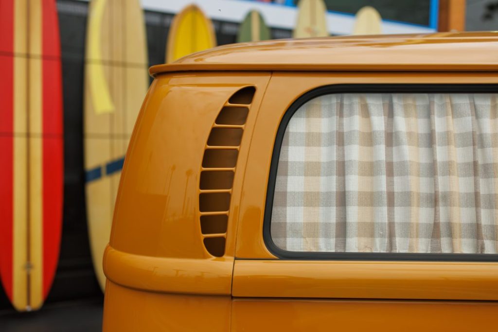 Volkswagen T1 camper Westfalia de 1971 3 Motor16