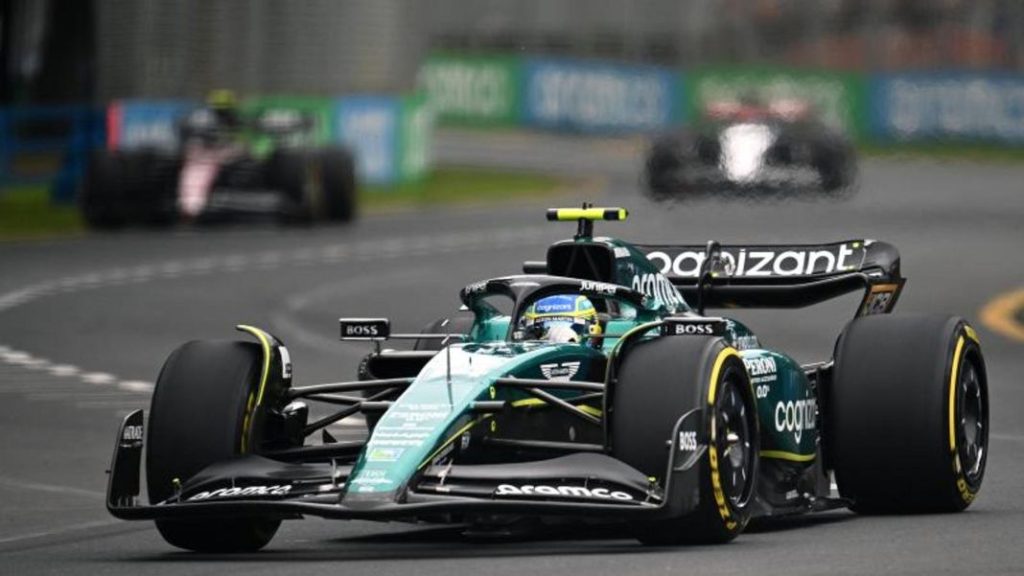 El veterano de la Fórmula 1 que llama 'viejo' a Alonso y le culpa por no vencer en Mónaco 83 Motor16 carreras