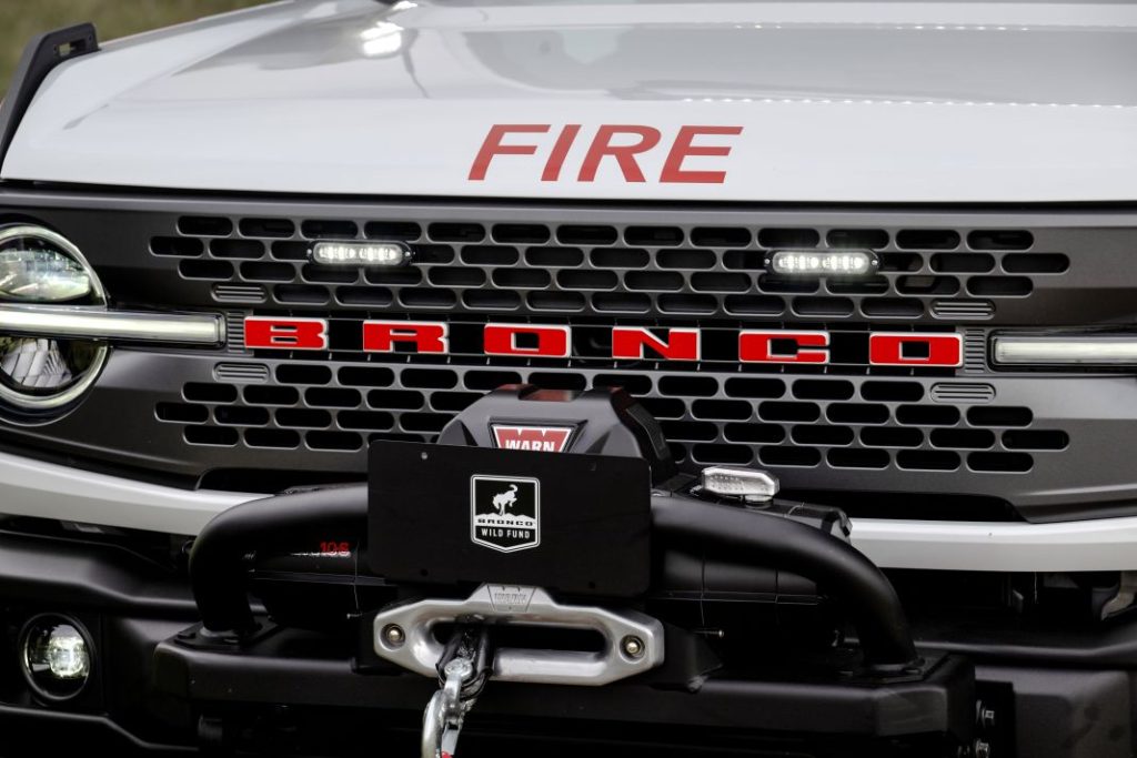 El coche de bomberos más cañero es este Ford Bronco Badlands Sasquatch 4 Motor16 ford bronco coche de bomberos 1 Motor16