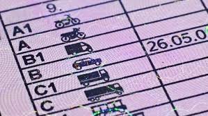 ¿Conseguir el carnet de conducir sin examen? No piques, es un timo y la DGT te está avisando 68 Motor16 conducir