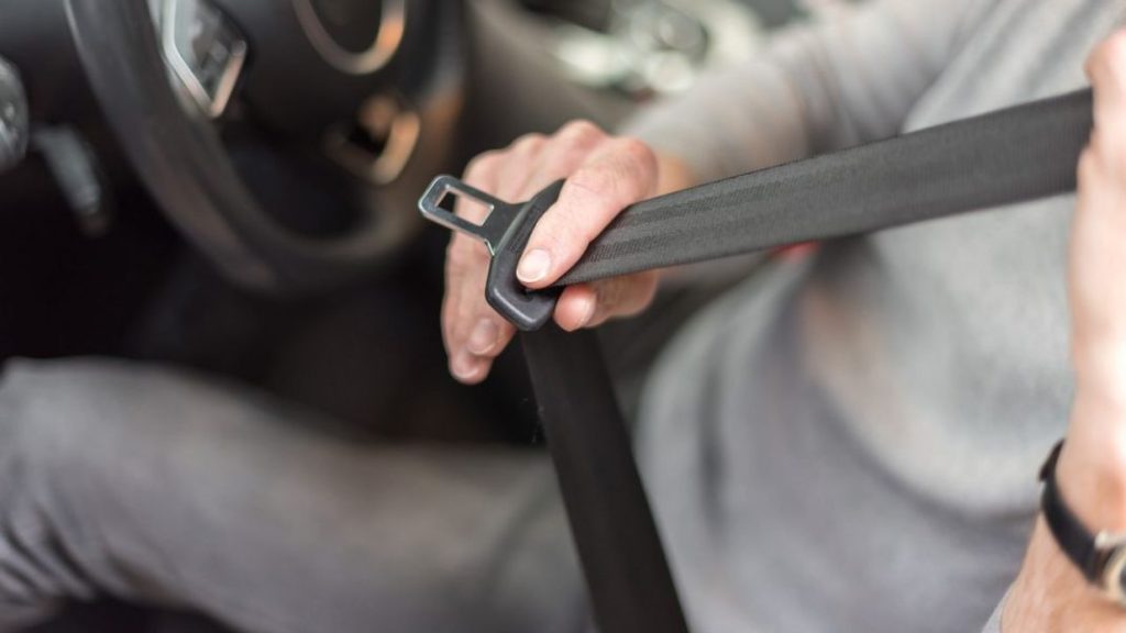 Hay 7 casos en los que puedes conducir sin cinturón. Y la DGT no te podrá multar por ello 71 Motor16 excepciones