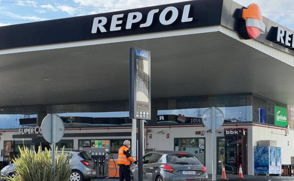 Si te vas a la playa de vacaciones, estas son las gasolineras en las que debes repostar 200 Motor16 comparación