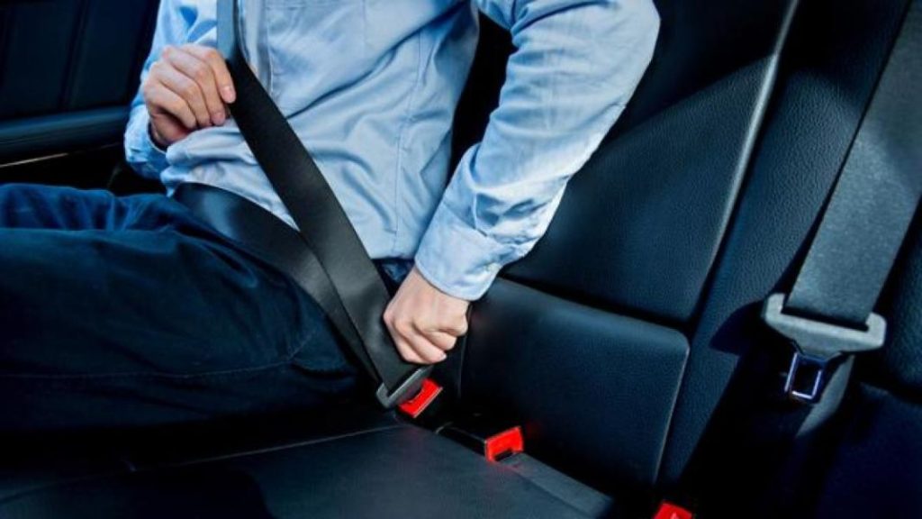 Hay 7 casos en los que puedes conducir sin cinturón. Y la DGT no te podrá multar por ello 72 Motor16 casos