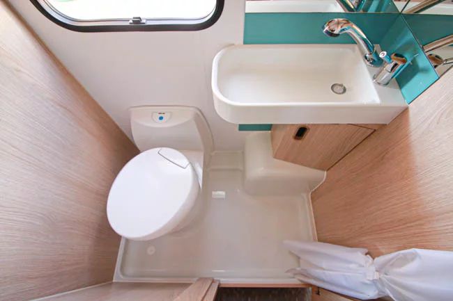 La caravana low cost perfecta tiene cuatro camas y es más cómoda que un hotel 2 Motor16 imagen 120 Motor16