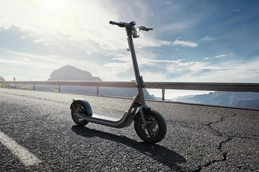El patinete eléctrico de altas prestaciones ya está aquí. Y tiene neumáticos Pirelli 169 Motor16 imagen 93 Motor16