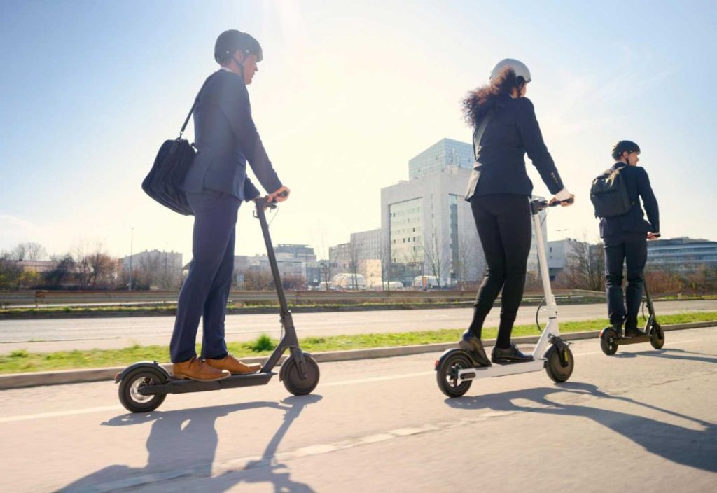 Ahora son los médicos los que cargan contra el uso de los patinetes eléctricos 135 Motor16 conductores