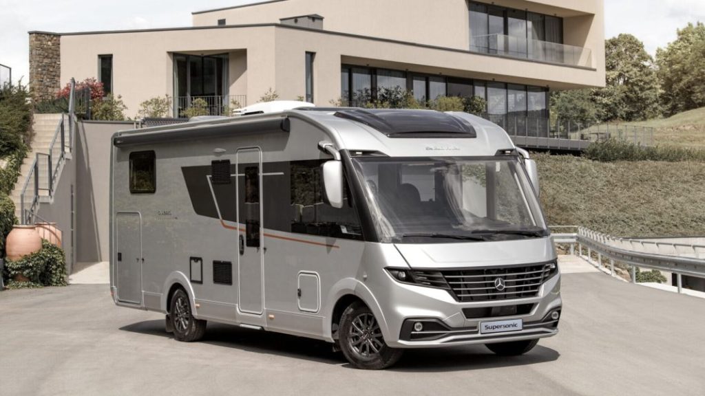 6 aplicaciones que no te pueden faltar si viajas en autocaravana estas vacaciones 83 Motor16 app